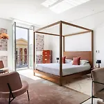 מלון דירות Palazzo Sovrana Serviced Luxury