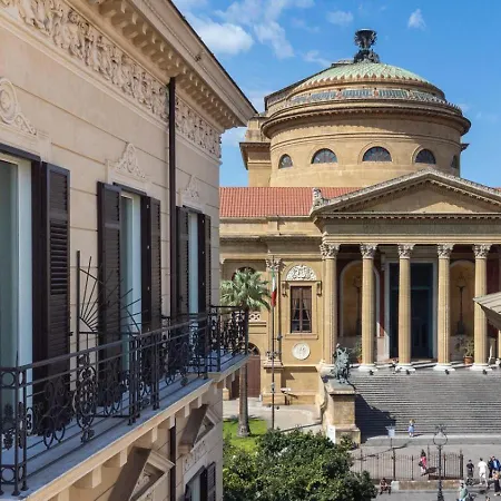 Aparthotel Palazzo Sovrana Serviced Luxury Palermo