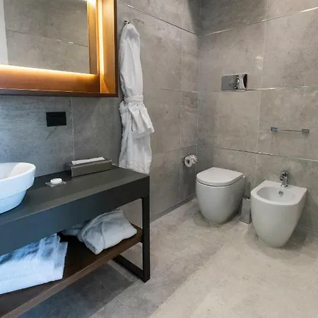 アパートホテル Palazzo Sovrana Serviced Luxury