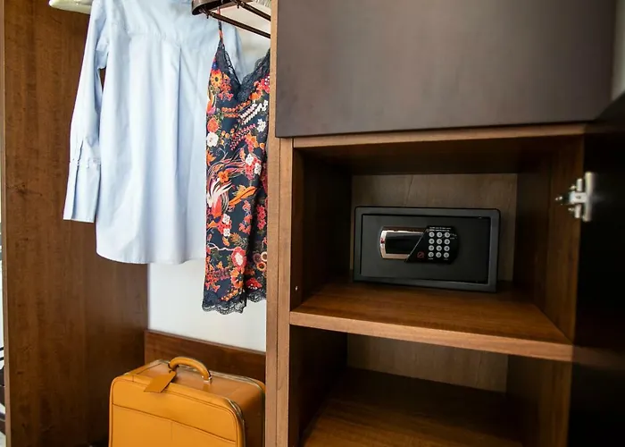 Palazzo Sovrana Aparthotel 4*